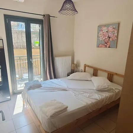 Bay View Apartment *